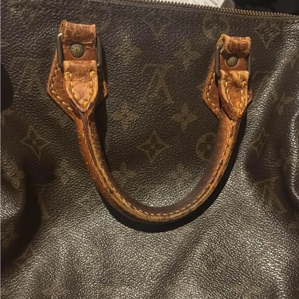 Louis Vuitton Monogram Satchel
Authentic with COA- - Picture 11 of 16